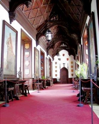 Но над Розенбергами висело родовое прокл