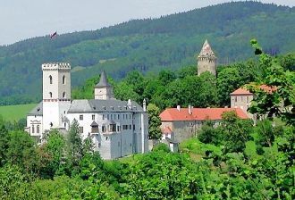 Замок очень стар. Впервые Рожмберк-над-В