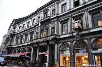 Доступ к галереям возможен с четырех ули