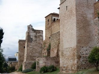 Стена Серро-де-Сан-Кристобаль -это то, ч