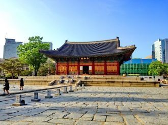 Сегодня осталось только около 12 зданий,