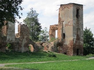 Гольшанский замок (Беларусь) в центре од