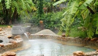 Территория долины Синлун окружена роскош