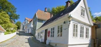 Посетив “Старый Берген”, который был отк