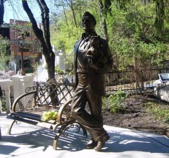 Любил Кисловодск и сам Шаляпин. Здесь им