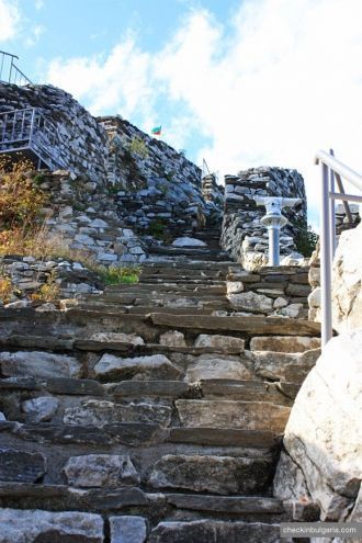 Сейчас построили красивые дорожки, котор