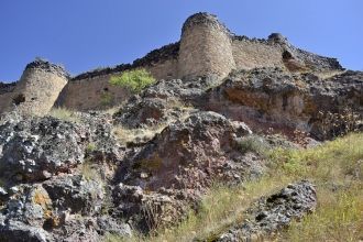 По центру крепостных сооружений можно ув