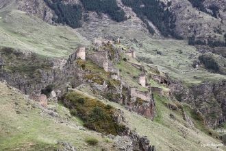 Ограда построена в 1350 году.