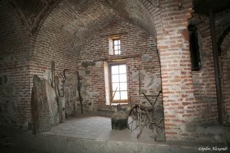 Экспозиция музея в замке Греми. В колоко