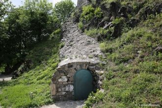 Остатки тайного подземного хода, ведущег