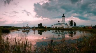 Действующий Иоанно-Богословский Савво-Кр