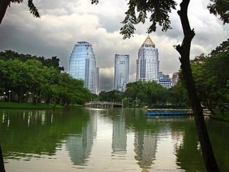 Этот парк Бангкока – любимое место тысяч