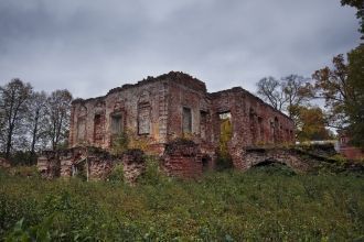 Центральная часть главного дома была воз