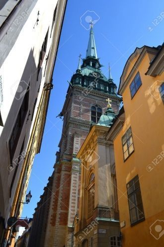 Рядом с улочкой Schering Rosenhanes Grän