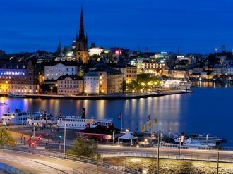 Сразу у моста, связывающего острова Ридд