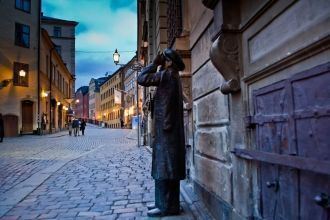 А ведь это – Эверт Тоб – шведский поэт, 