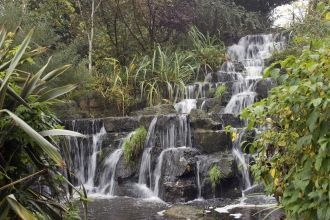 Водопад в Риджентс-парке.