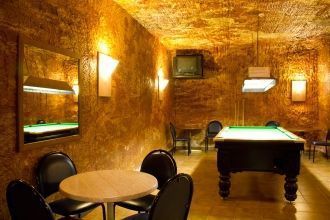 Подземный бар в Кубер-Педи.