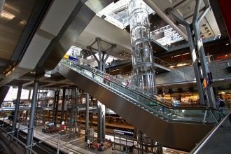 История строительства также не оставляет