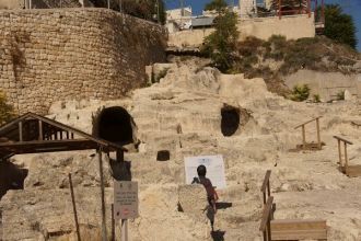 Давид занял место царя Саула, принадлежа