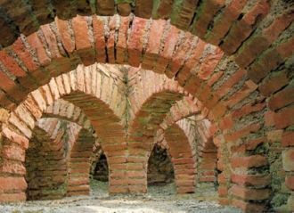 В Конимбриге были разработаны даже специ