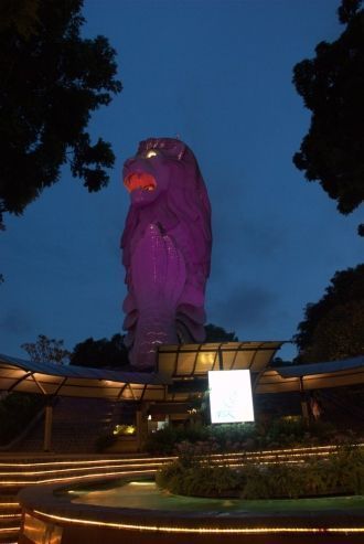 Высота статуи поспособствовала оборудова