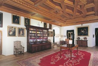 Большинство из них открыты для просмотра