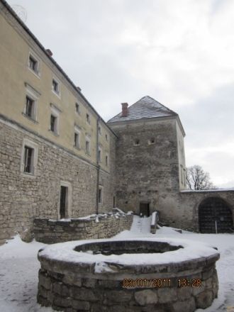 Начало реставрационных работ по превраще