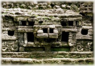 Во время раскопок проводимых в 1970-х го