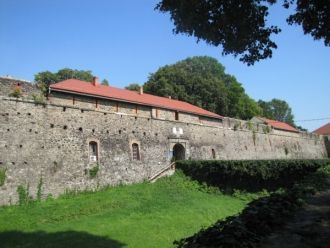 Основание замка датируется 9 веком и свя