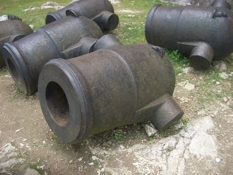 По сей день их можно увидеть здесь, к то