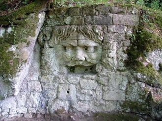 Парк всегда привлекал романтически настр