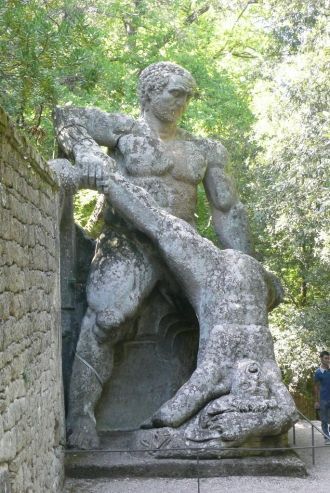 Для всех, кто ступает на территорию «Сак