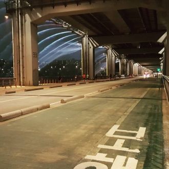 Проект Банпо также уникален благодаря св