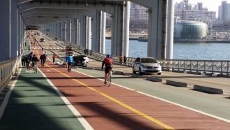 Мост Банпо и радужный фонтан – часть бол