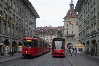 Колокол на башне повесили в 1643 году. В