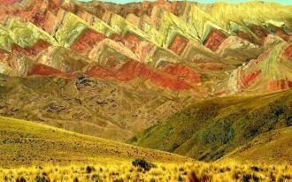 Цветные горы Серранья-дель-Агуараге.