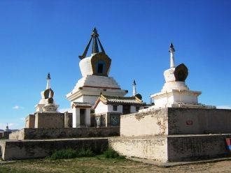 Проживая главным образом в Товхон-хийде,