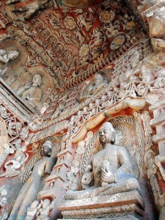 Стены и потолок переднего помещения запо