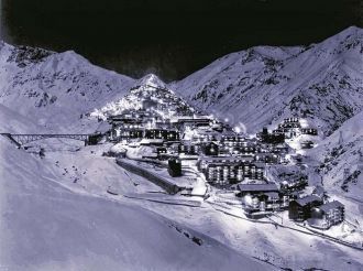 В 1998 году правительство Чили объявило 