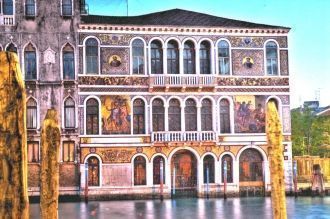 Палаццо Барбариго  в Венеции имеет в сос