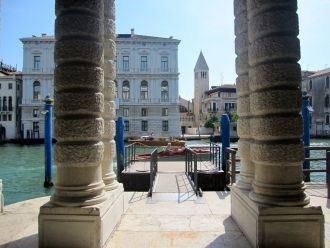 На первом этаже располагался бельведер –