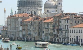 Сравнительно небольшое палаццо Ка' Дарио