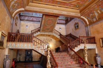 В свое время его посетили английский гер