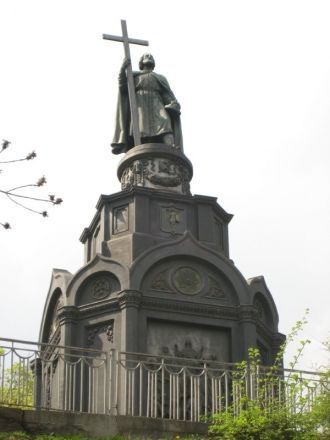 От момента принятия подобного решения до