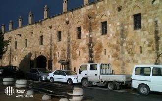 Эти турецкие бани до сих пор являются де