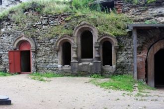 Копорье видело многих хозяев. После арес