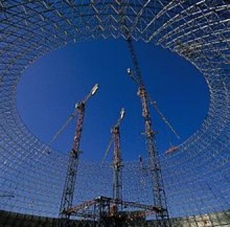 Купол-сфера «Глобена» состоит из 48 изог