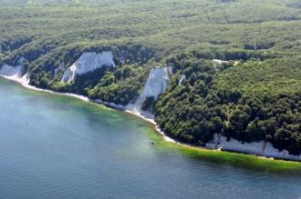 Десятки увлекательных троп ведут к самым