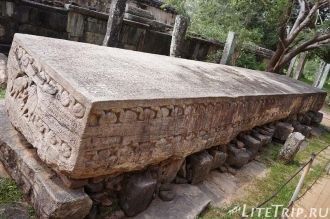 Каменная книга была привезена из Михинта